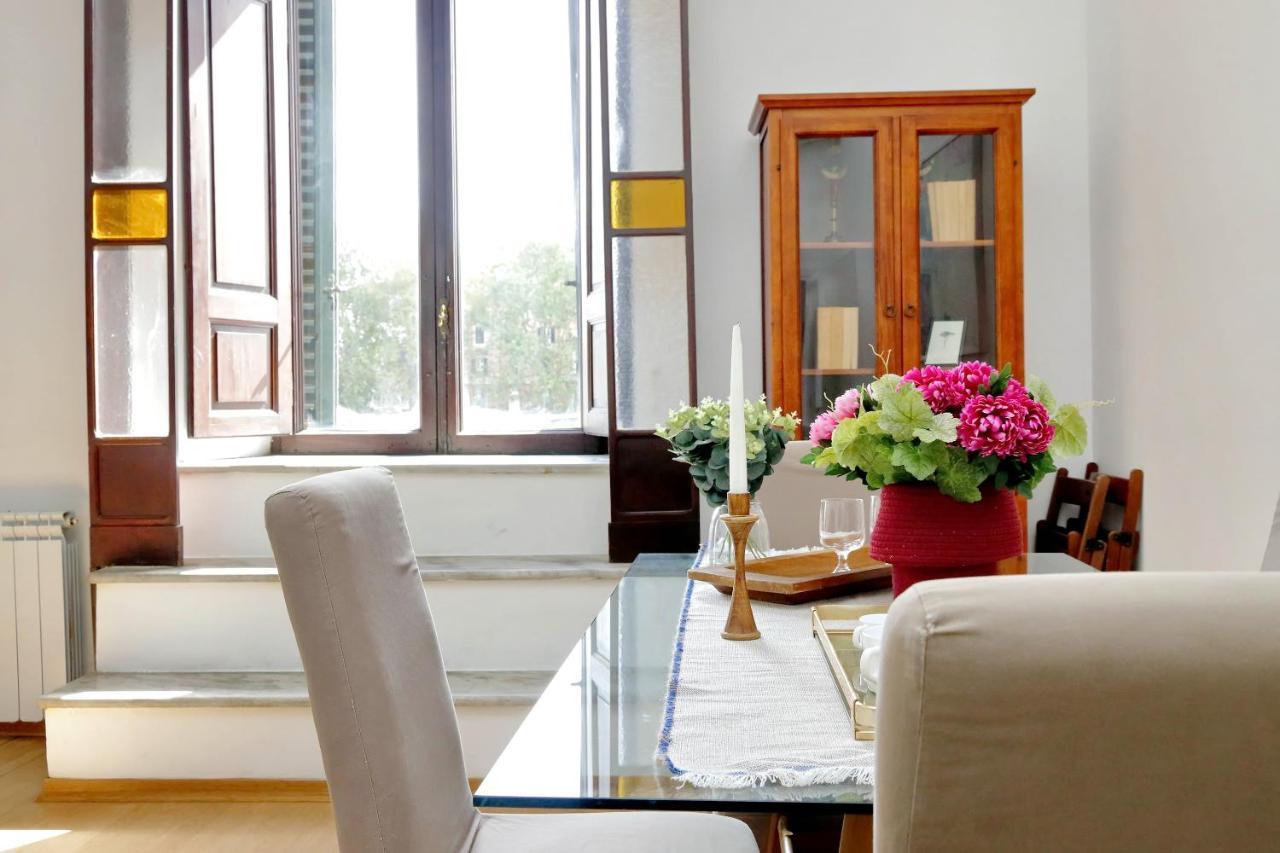 Cavour 2 Bedrooms Apartment روما المظهر الخارجي الصورة