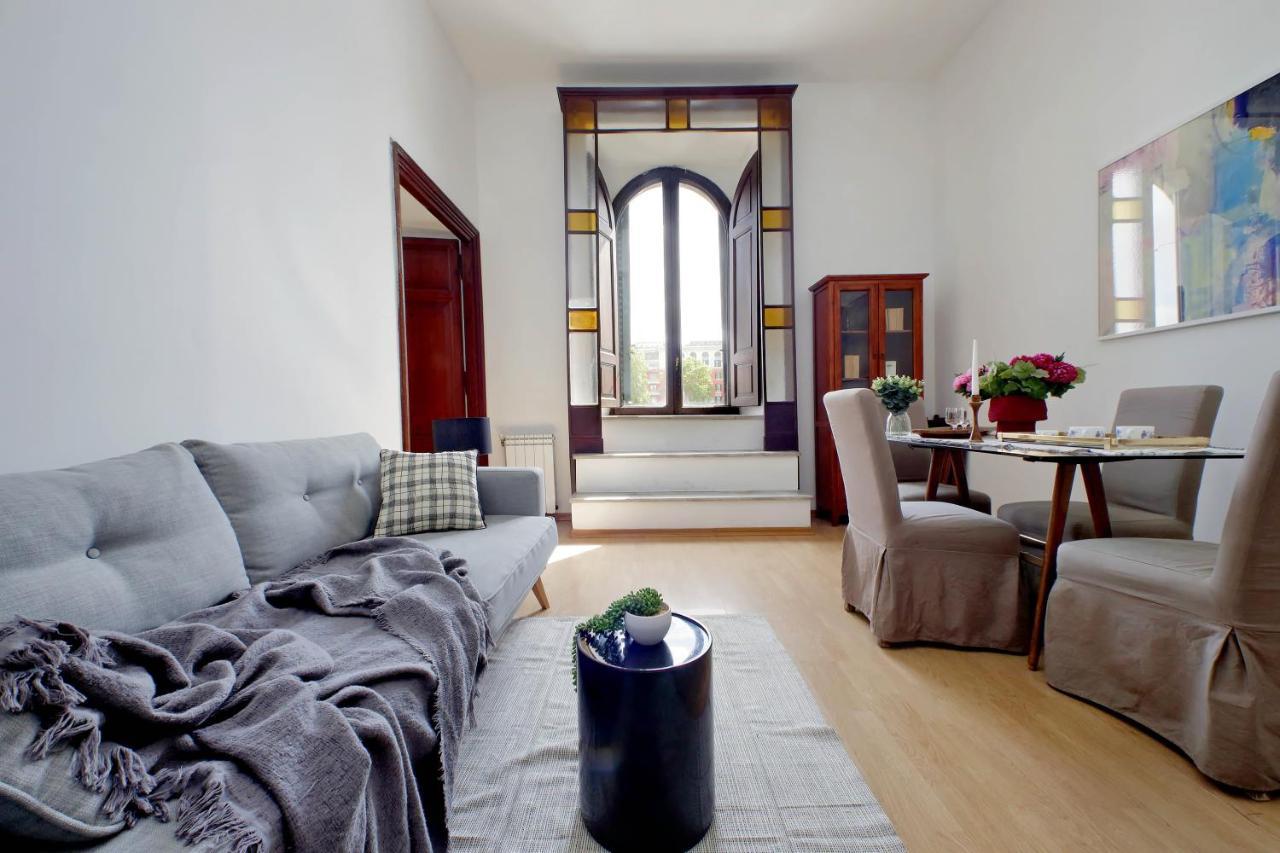 Cavour 2 Bedrooms Apartment روما المظهر الخارجي الصورة