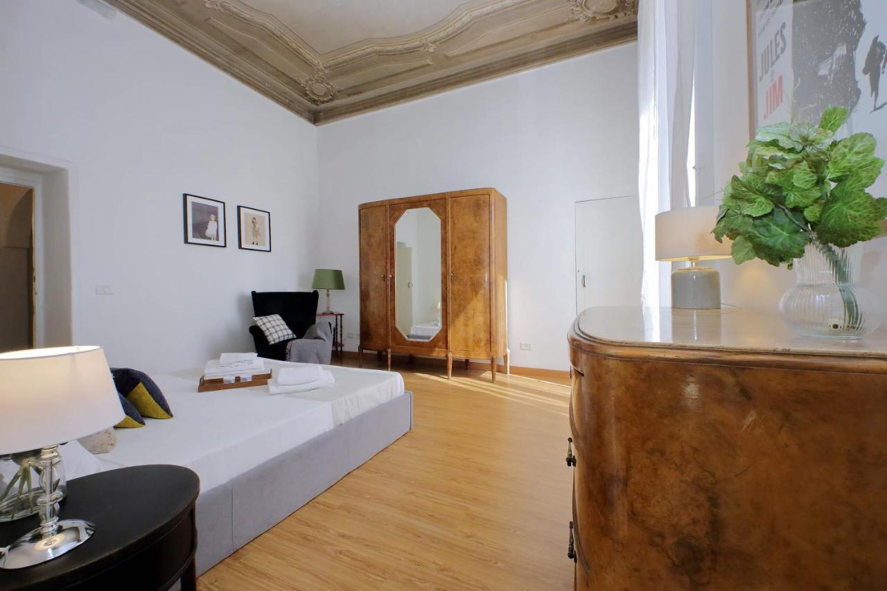 Cavour 2 Bedrooms Apartment روما المظهر الخارجي الصورة